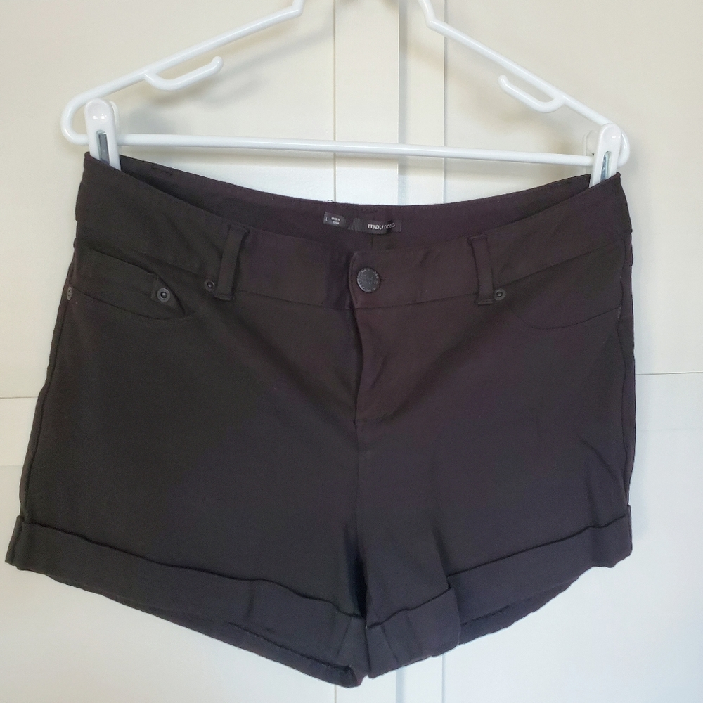 Maurices black cuffed shorts